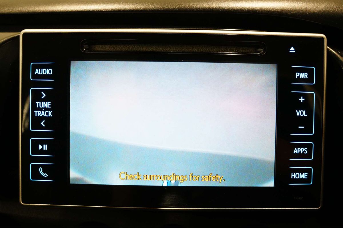 2018 Toyota Hilux SR GUN126R 4X4