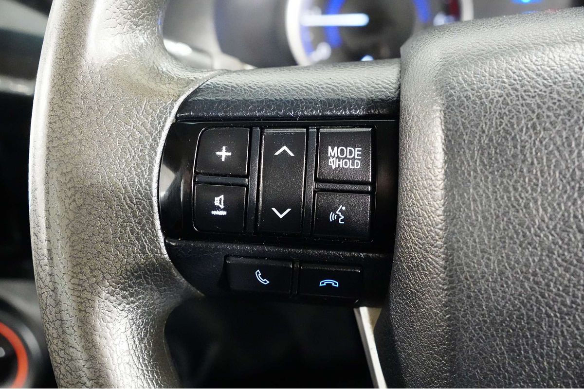 2018 Toyota Hilux SR GUN126R 4X4