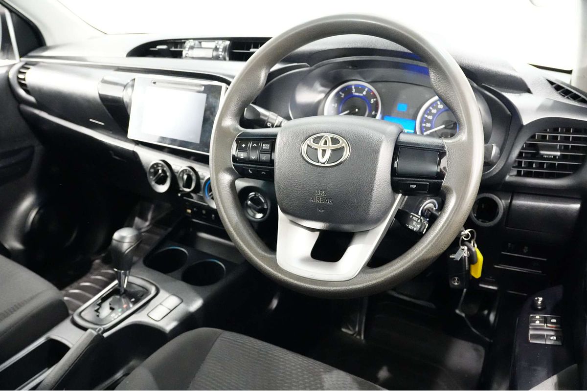2018 Toyota Hilux SR GUN126R 4X4