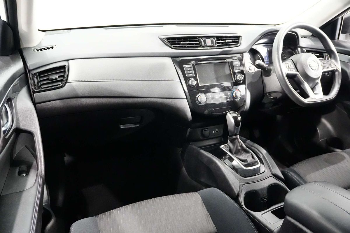 2021 Nissan X-TRAIL ST T32