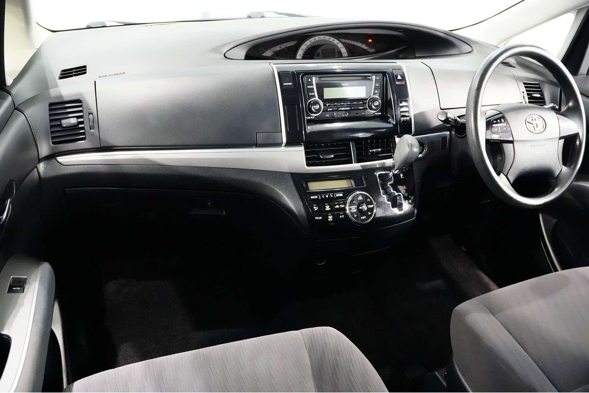 2012 Toyota Tarago GLi ACR50R