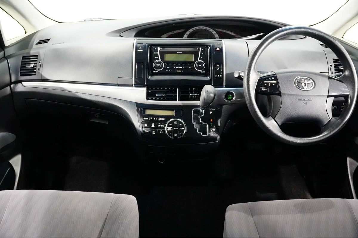 2012 Toyota Tarago GLi ACR50R