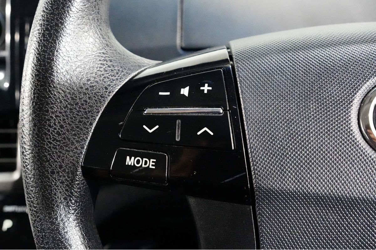 2012 Toyota Tarago GLi ACR50R