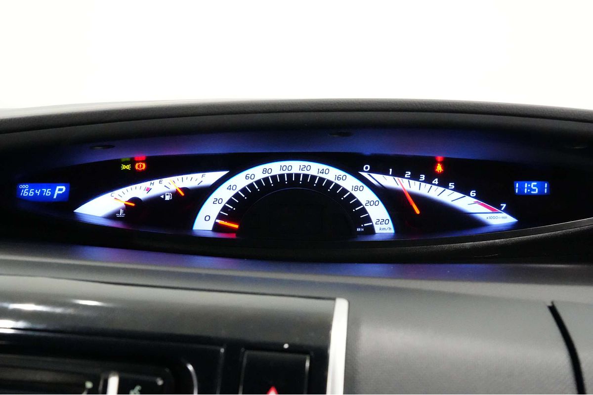 2012 Toyota Tarago GLi ACR50R