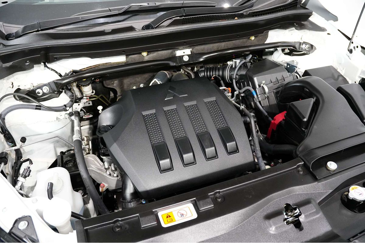 2023 Mitsubishi Eclipse Cross ES YB