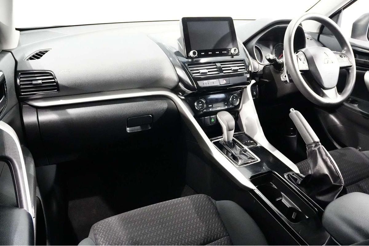 2023 Mitsubishi Eclipse Cross ES YB