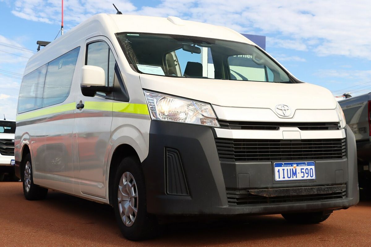 2022 Toyota Hiace Commuter GDH322R ELWB High Roof