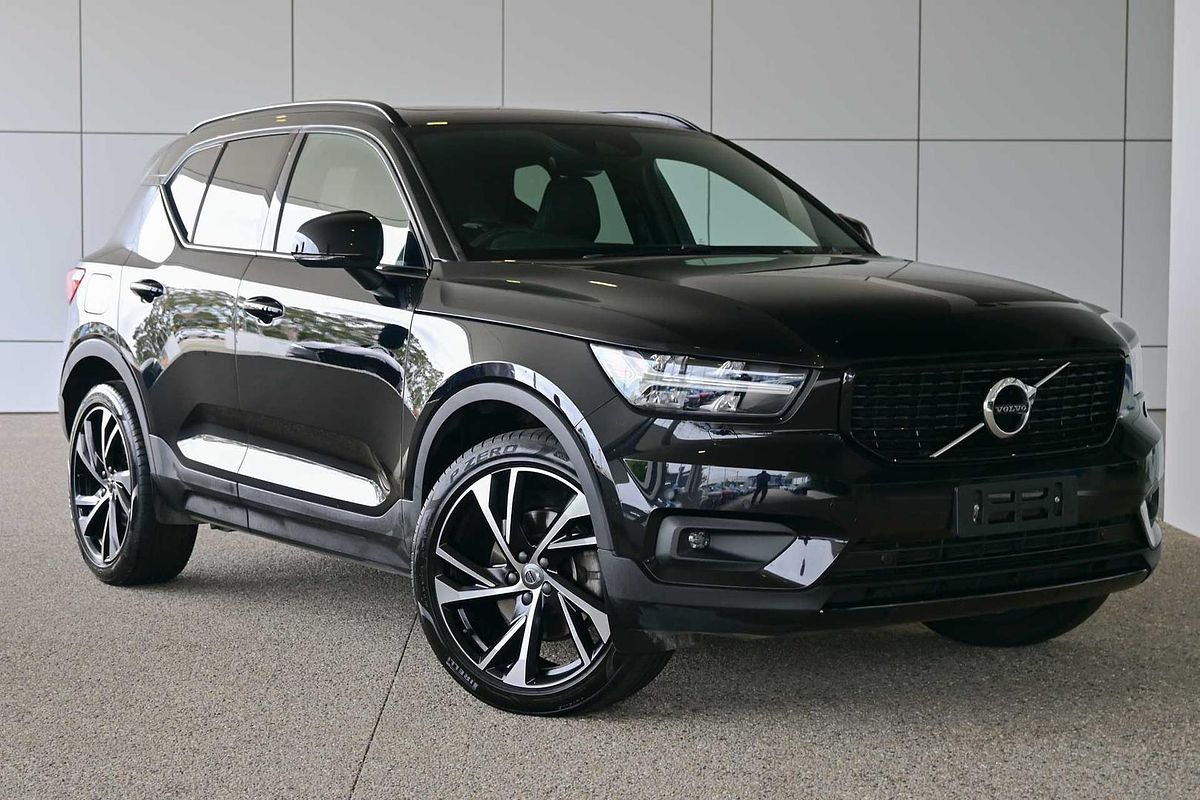 2021 Volvo XC40 T5 R-Design