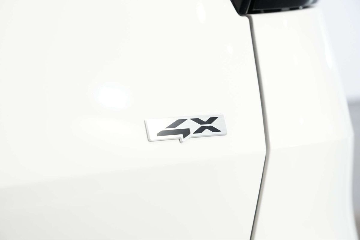 2023 Kia Sportage SX NQ5