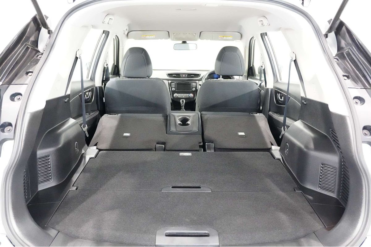 2022 Nissan X-TRAIL ST T32