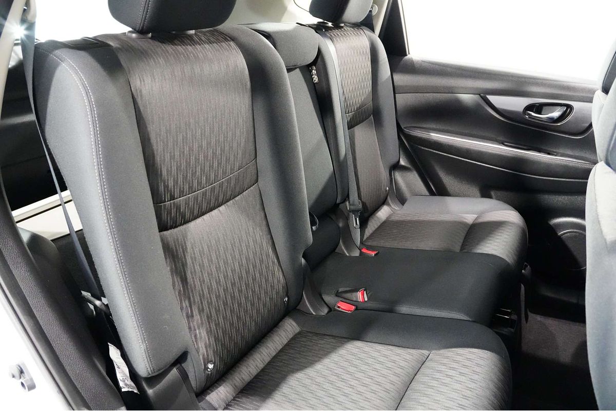 2022 Nissan X-TRAIL ST T32