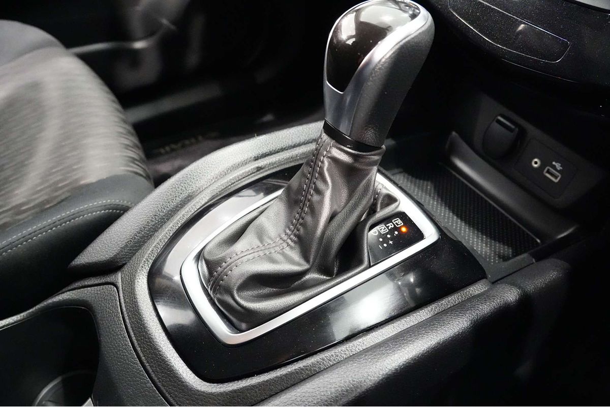 2022 Nissan X-TRAIL ST T32