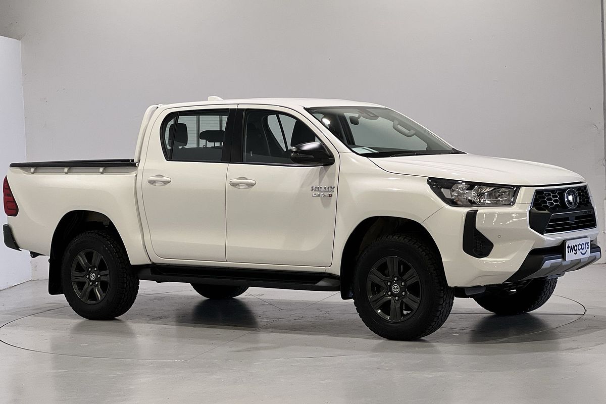 2024 Toyota Hilux SR GUN126R 4X4