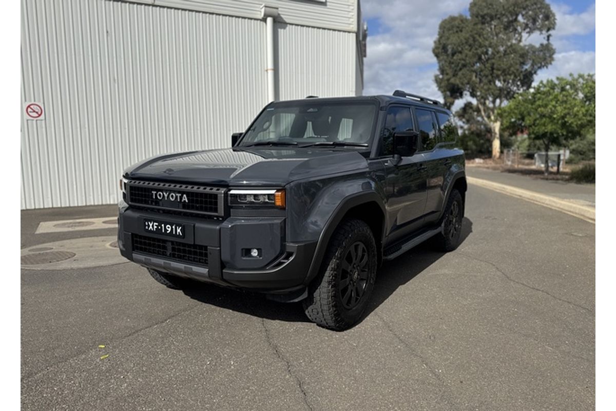2025 Toyota Landcruiser Prado Altitude GDJ251R