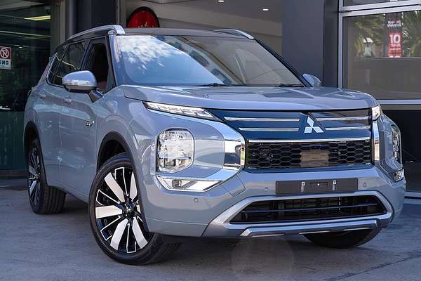 2025 Mitsubishi Outlander PHEV Exceed Tourer ZM