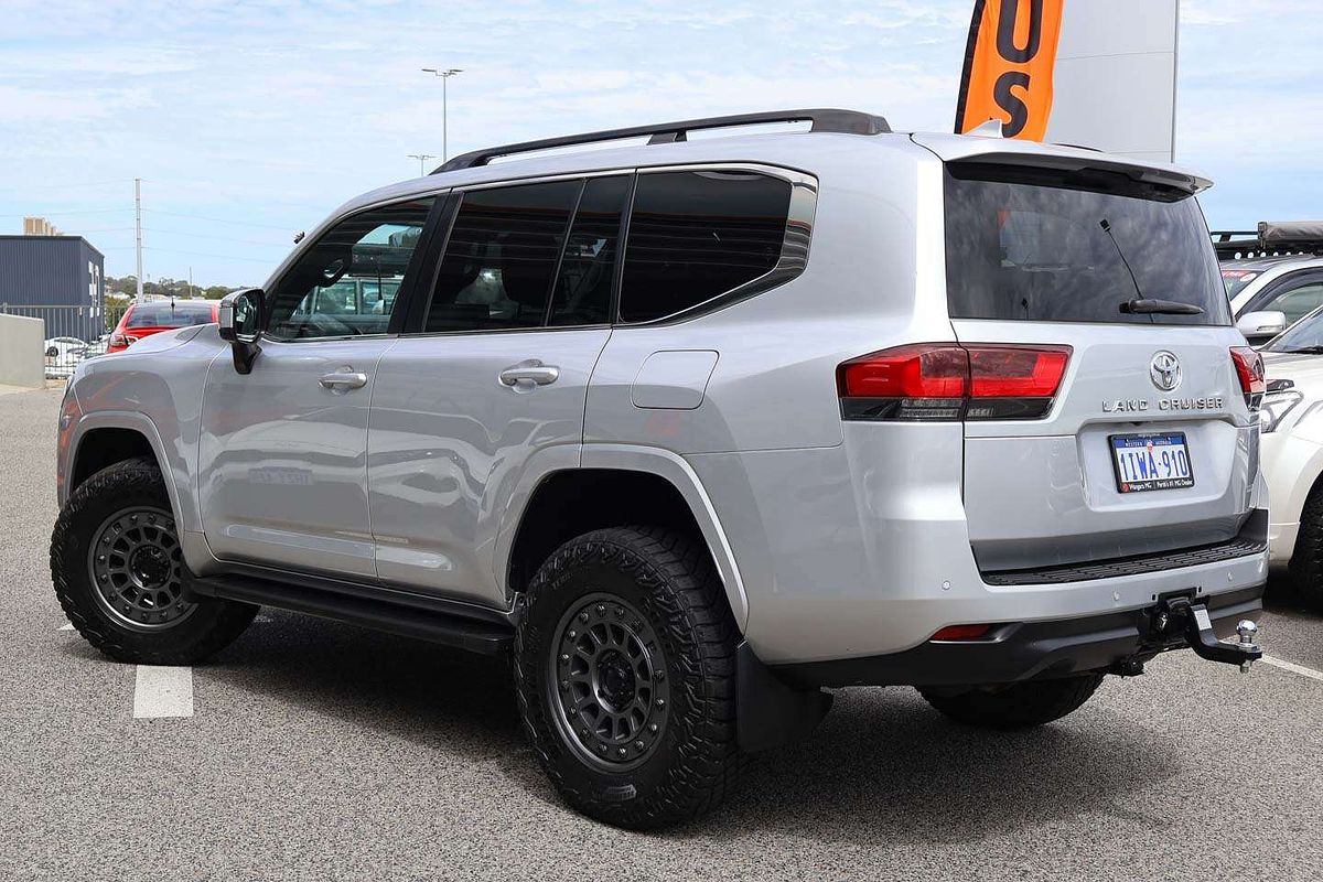 2023 Toyota Landcruiser VX FJA300R