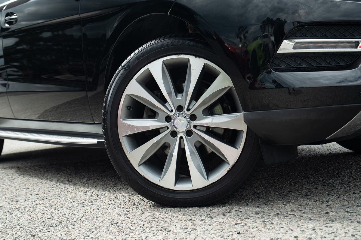 2013 Mercedes-Benz M-Class ML350 BlueTEC W166