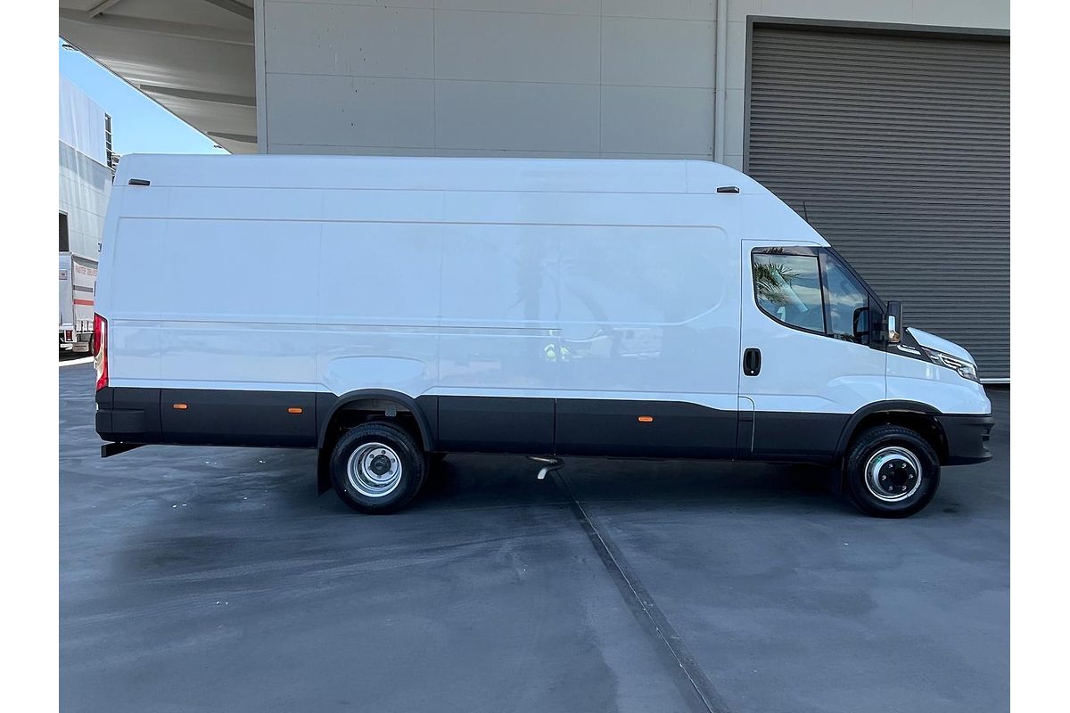 2025 Iveco Daily 70C21V