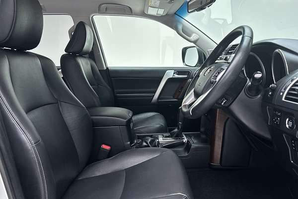 2016 Toyota Landcruiser Prado VX GDJ150R thumb-12