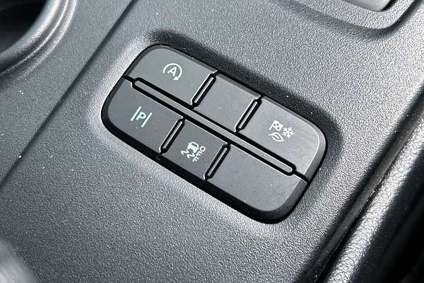 2025 Ford Everest Sport 2.0L thumb-17