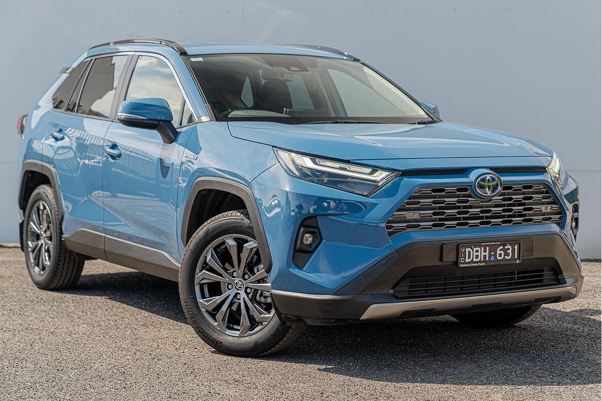 2024 Toyota RAV4 GXL AXAH54R