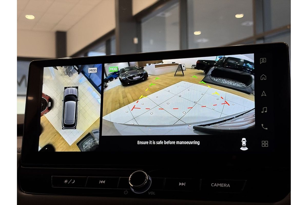 2025 Mitsubishi Outlander Exceed ZM