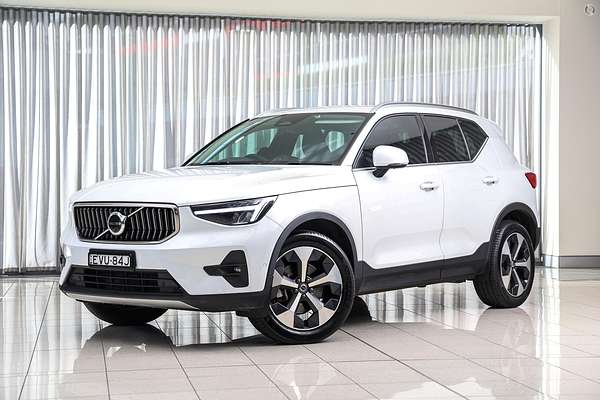 2022 Volvo XC40 T4 Inscription