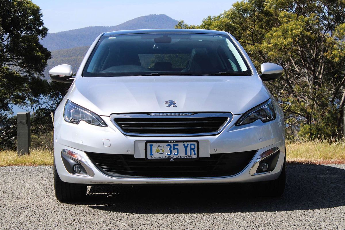 2018 Peugeot 308 Allure T9