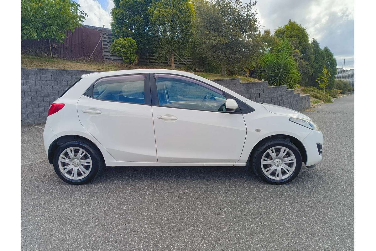 2013 Mazda 2 Neo DE Series 2