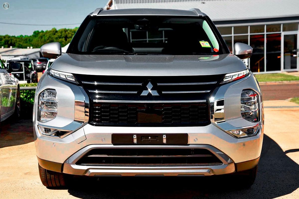 2026 Mitsubishi Outlander LS ZM