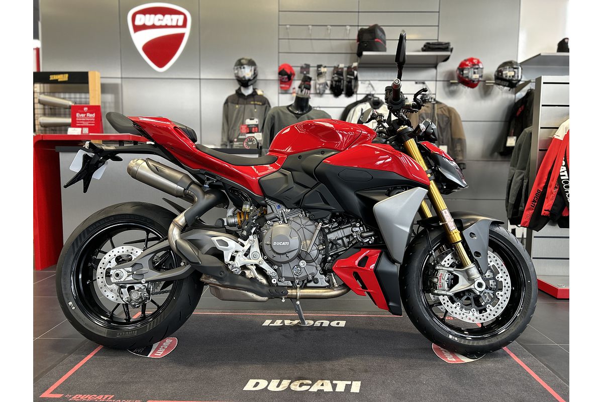 2026 Ducati Streetfighter V2S