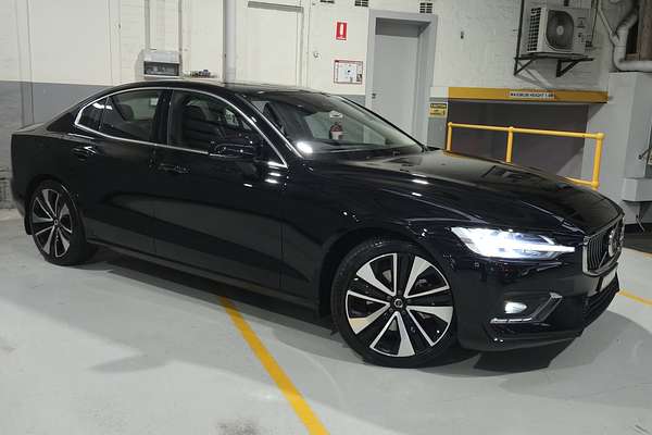 2023 Volvo S60 Ultimate B5 Bright