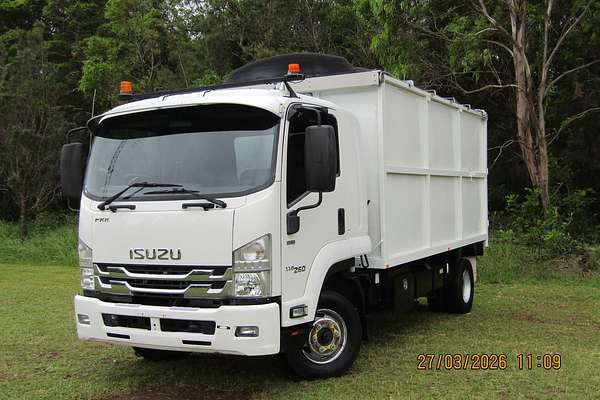 2017 Isuzu F Series FSD140/120-260 4x2 LWB