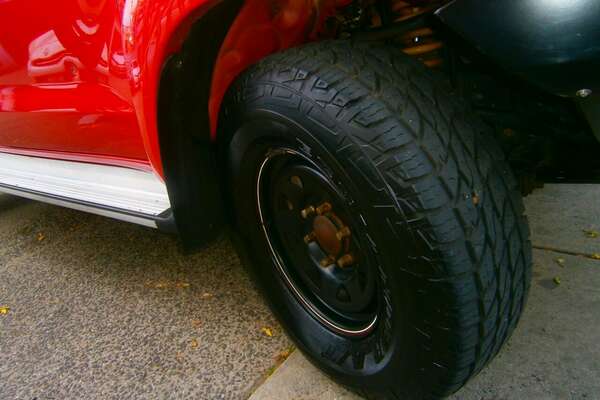 2011 Toyota Hilux SR5 (4x4) KUN26R MY11 Upgrade