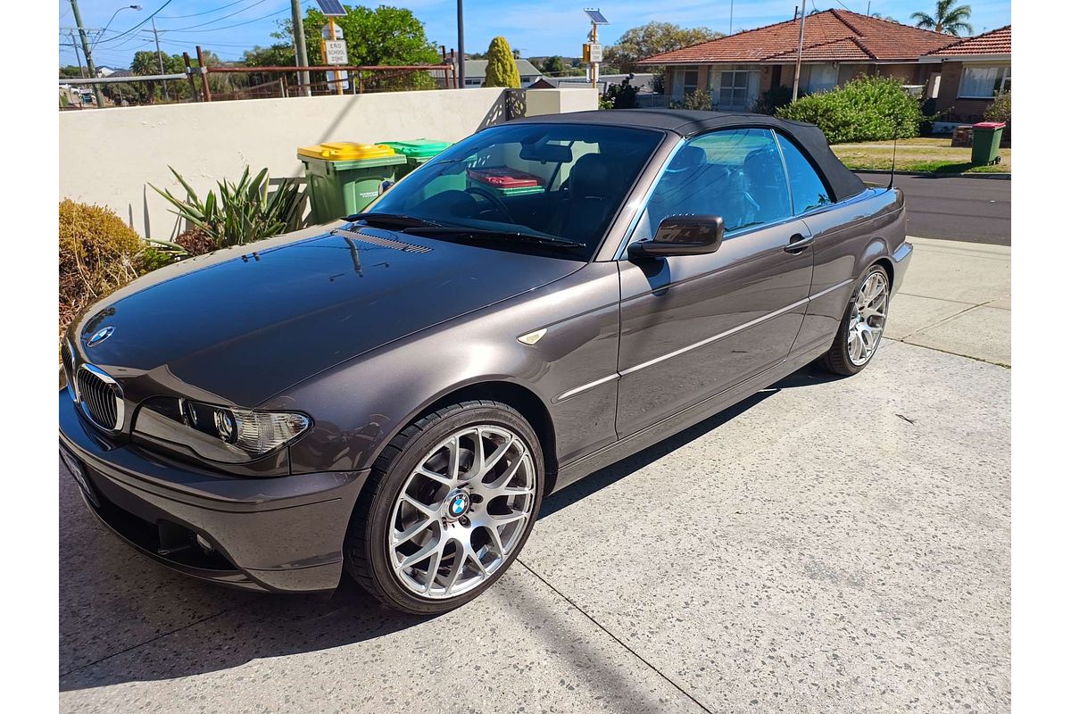 2005 BMW 3 Series 325Ci E46