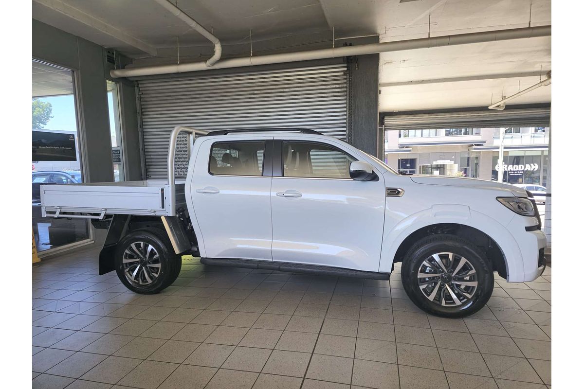 2.4T Cannon Dual Cab Chassic Luxury 4x4