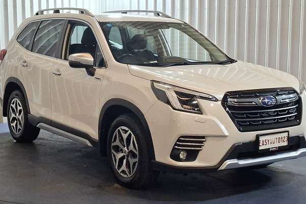 2023 Subaru Forester Hybrid L S5