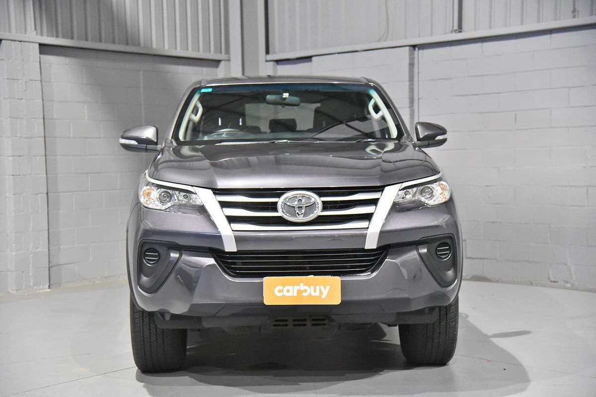 2015 Toyota Fortuner GX GUN156R