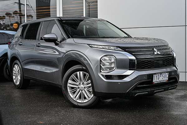 2023 Mitsubishi Outlander ES ZM