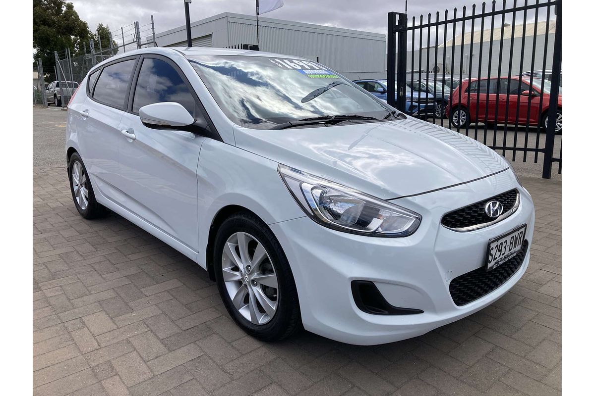 2018 Hyundai Accent Sport RB6