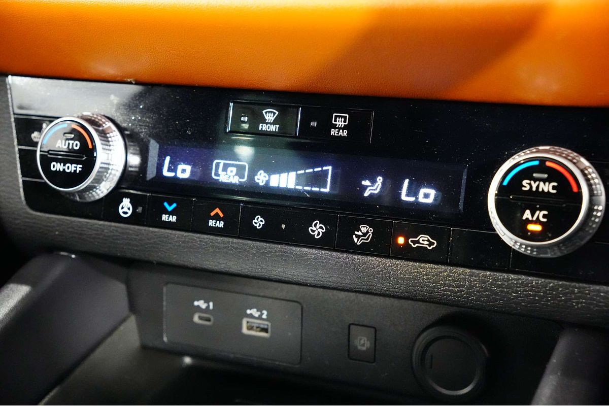 2023 Mitsubishi Outlander Exceed Tourer ZM