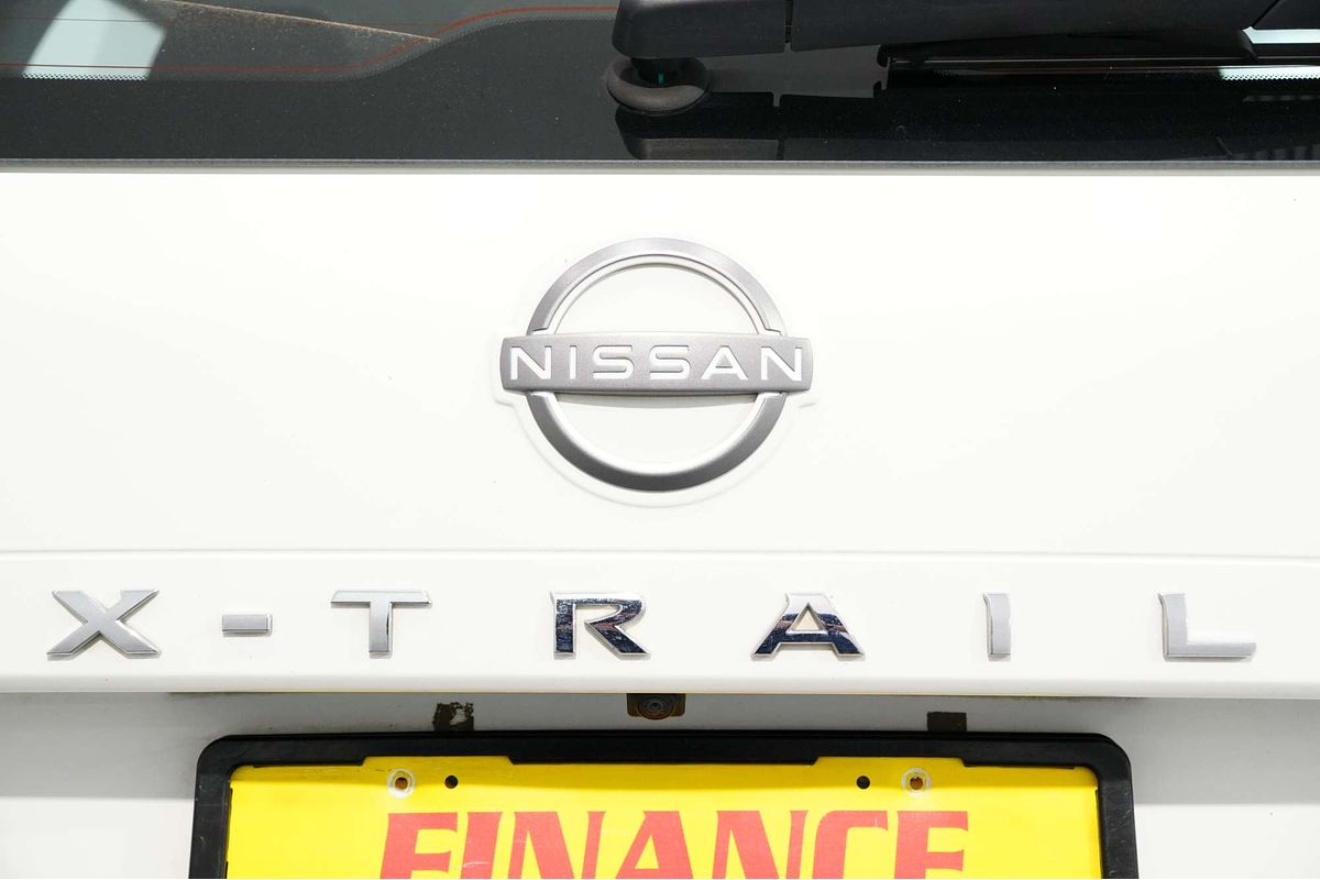 2024 Nissan X-TRAIL ST T33