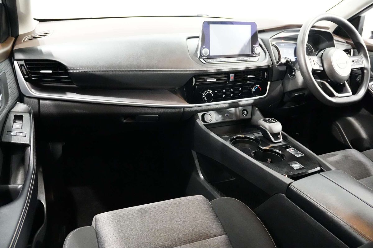 2024 Nissan X-TRAIL ST T33