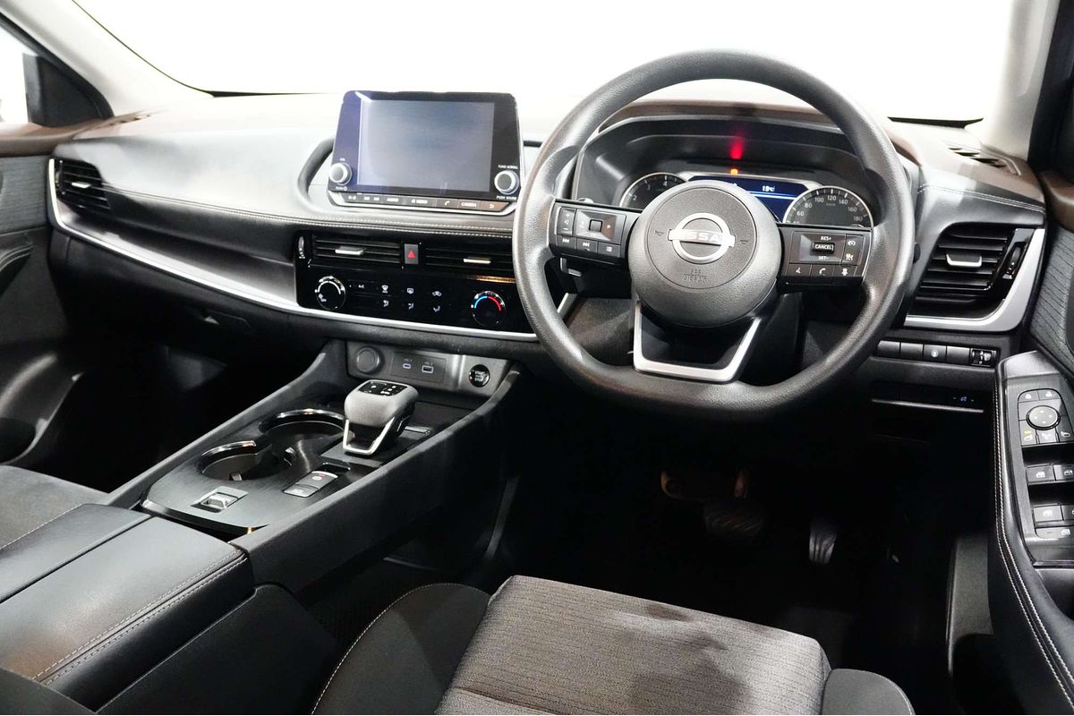 2024 Nissan X-TRAIL ST T33