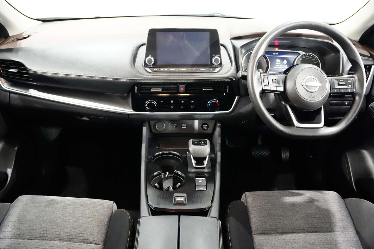 2024 Nissan X-TRAIL ST T33