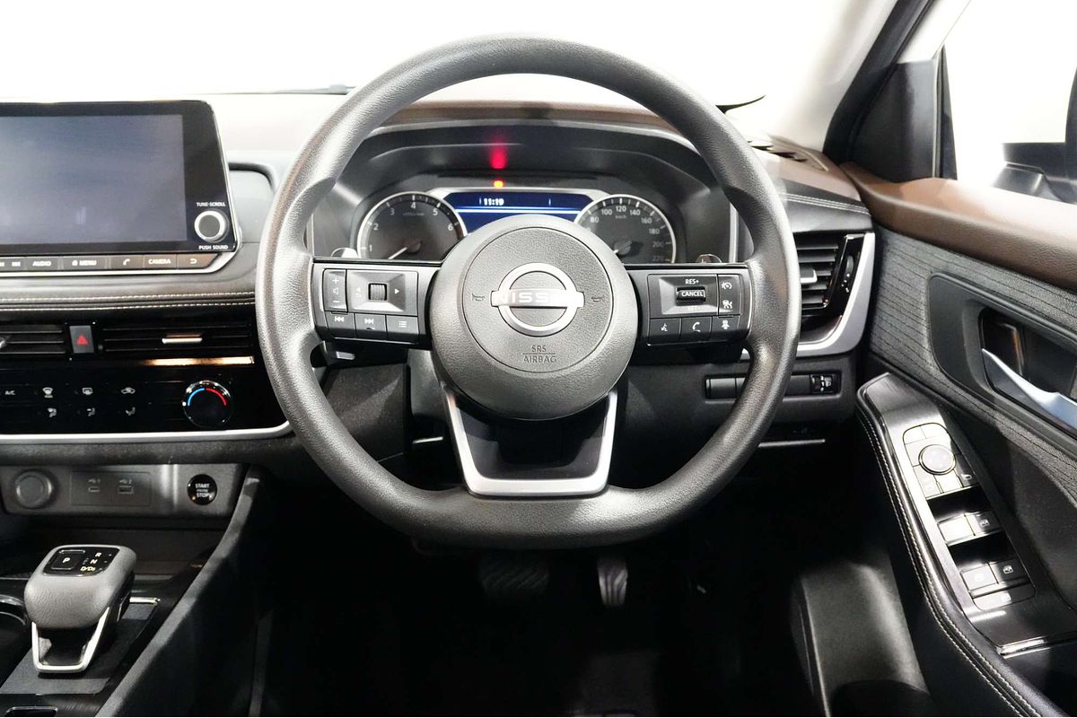 2024 Nissan X-TRAIL ST T33