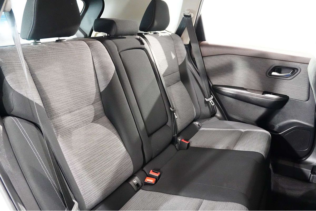 2024 Nissan X-TRAIL ST T33