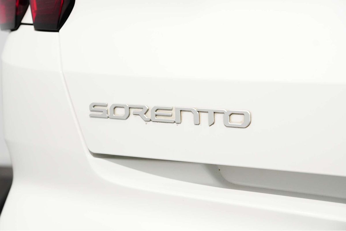 2022 Kia Sorento Sport MQ4