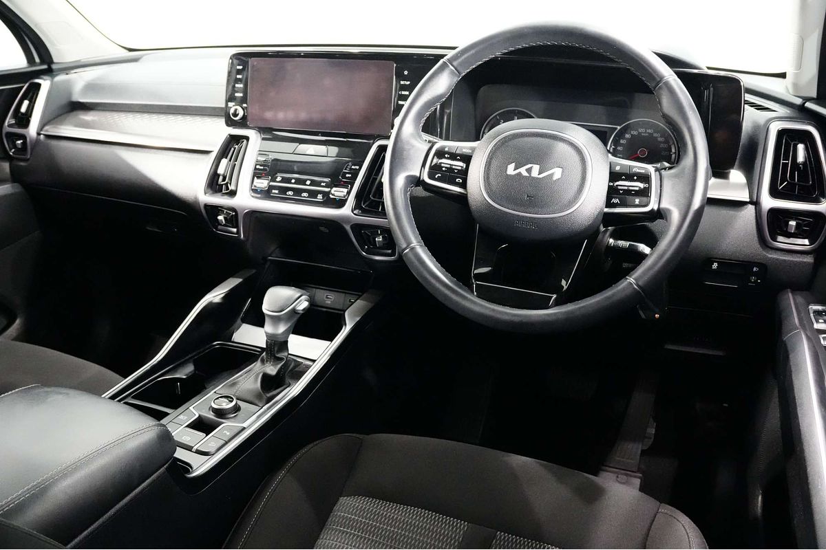 2022 Kia Sorento Sport MQ4