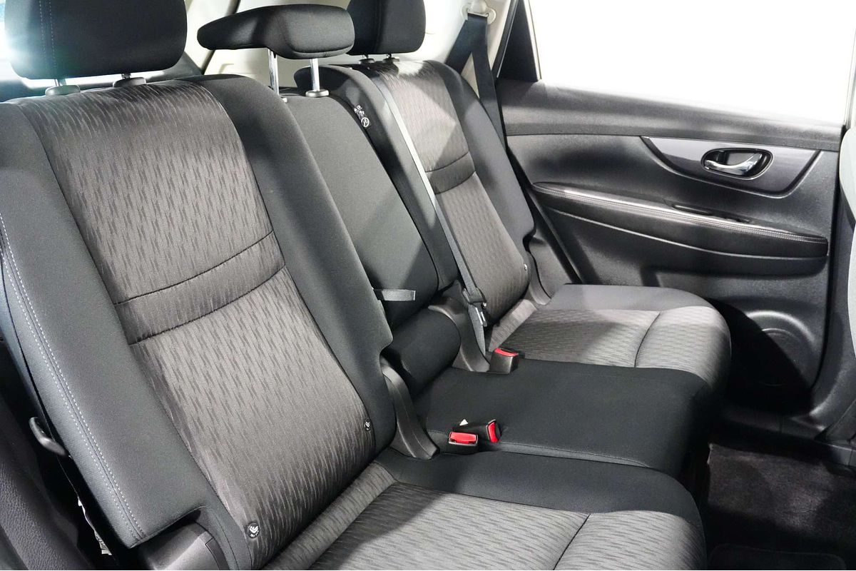 2022 Nissan X-TRAIL ST T32